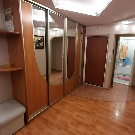 Apartament 2Комнатная Квартира На Проспекте Независимости *
